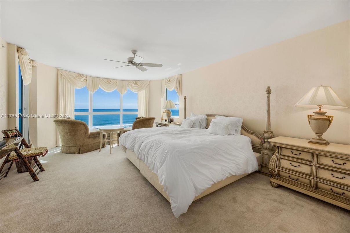 Bedroom, Interior, Water