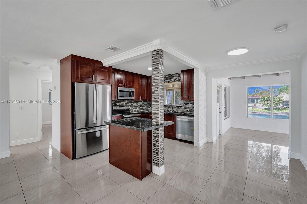 Interior, Kitchen, Stainless Steel Appliances