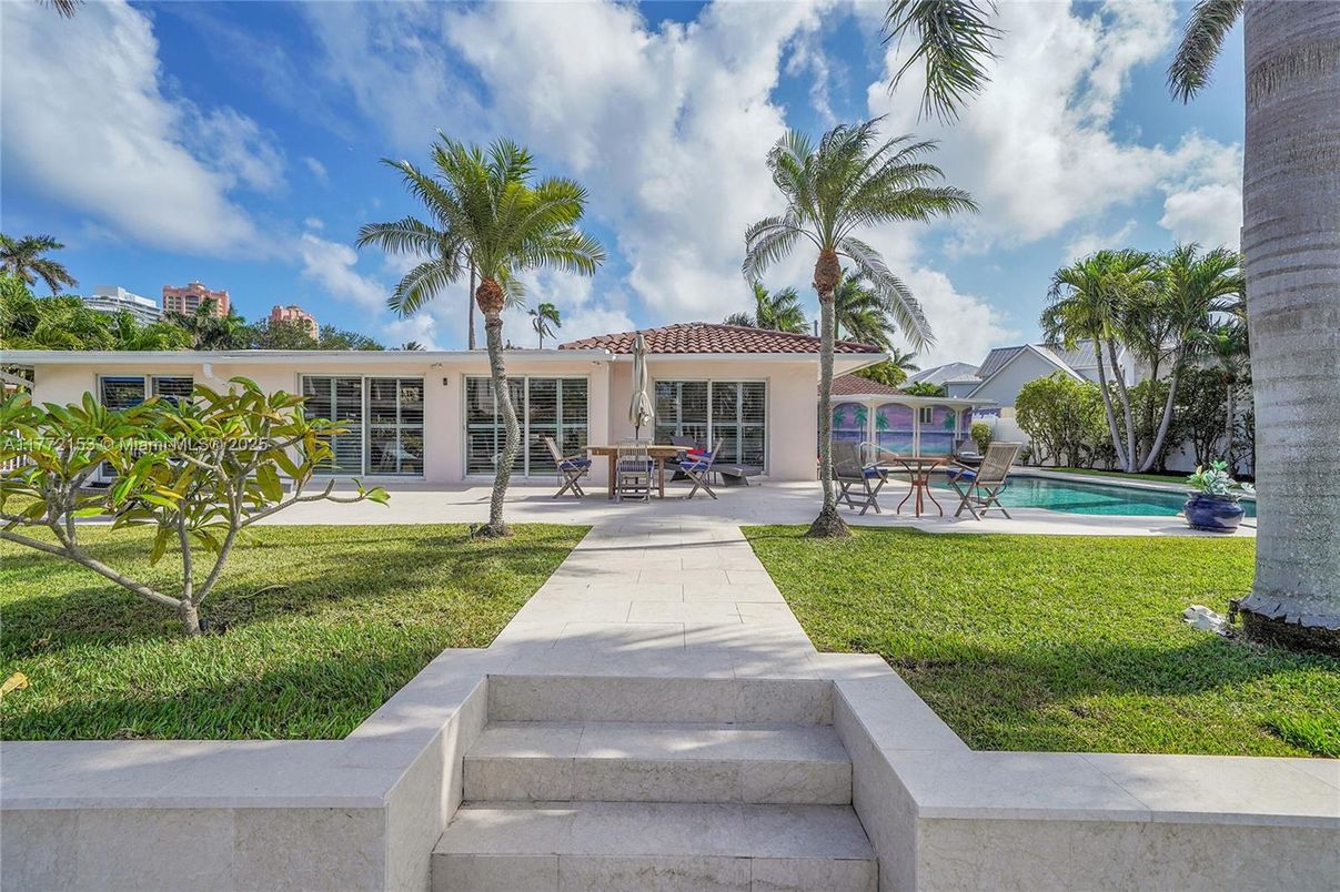 Backyard, Exterior, Pool