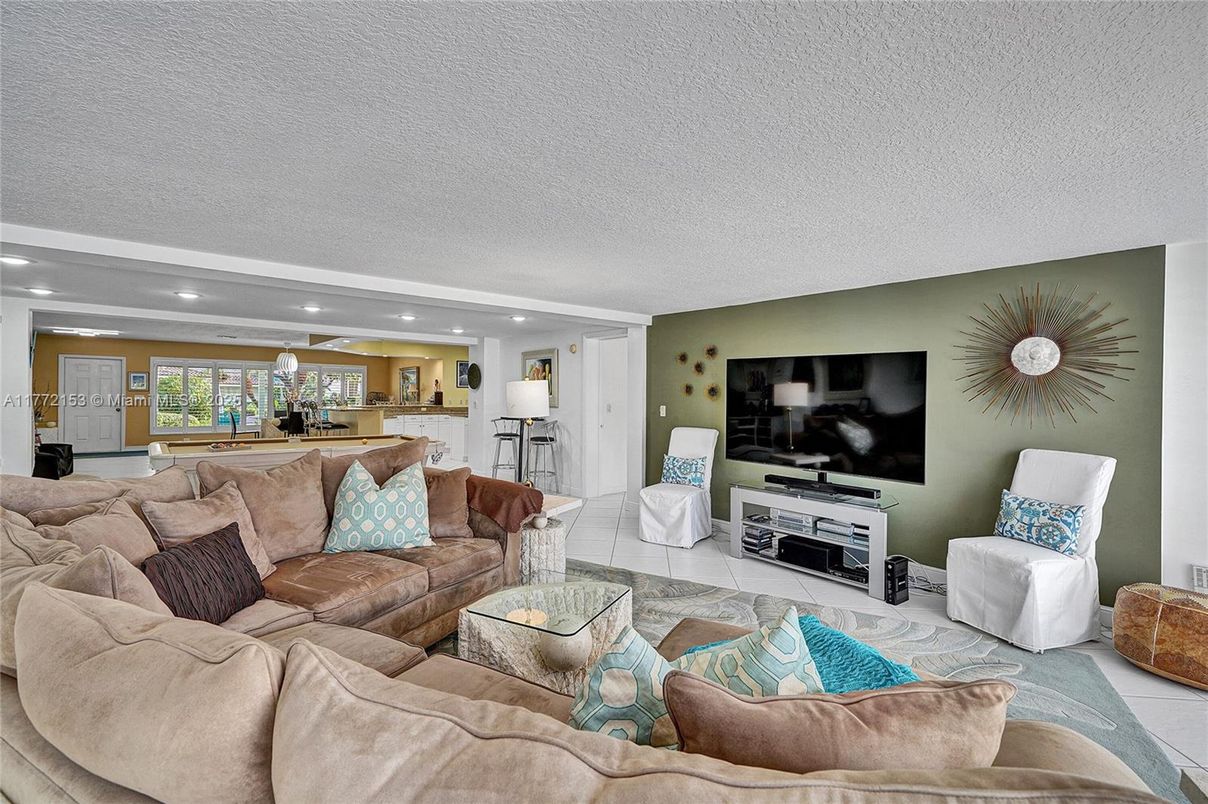 Interior, Kitchen, Living room, Recessed Lighting