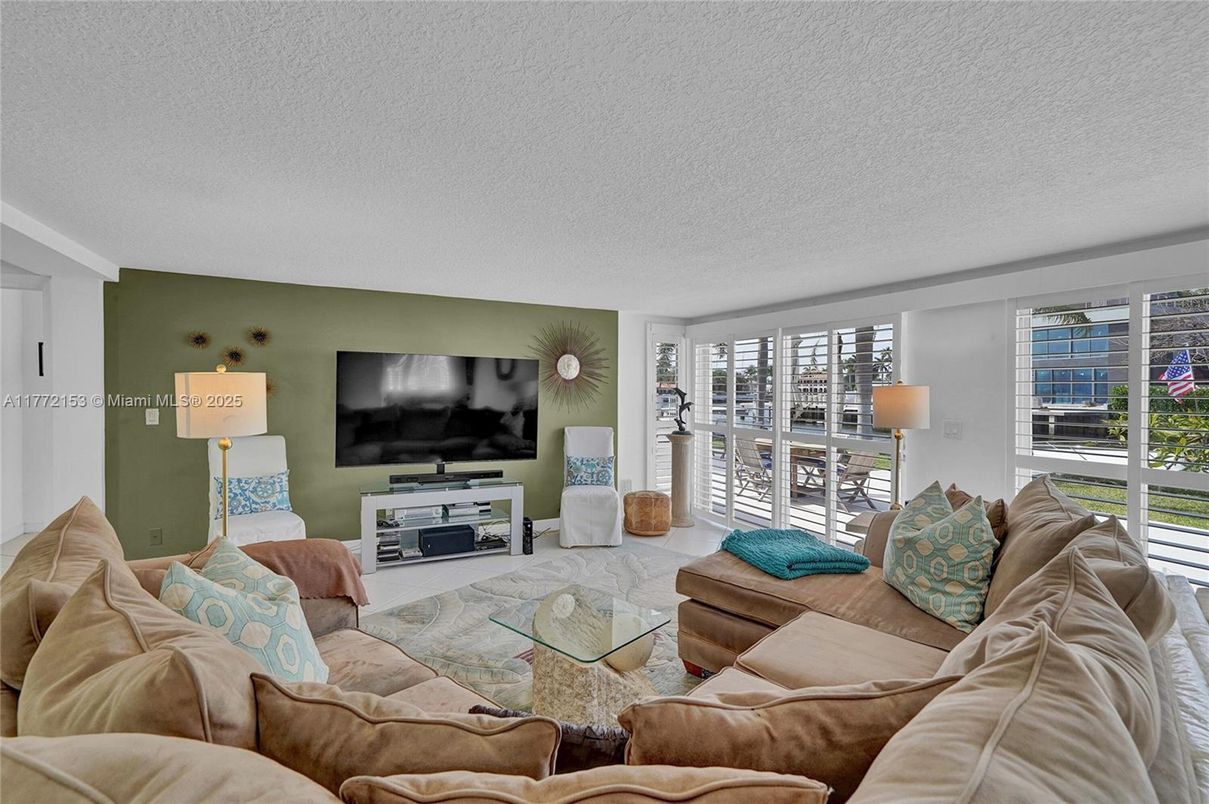 Interior, Living room