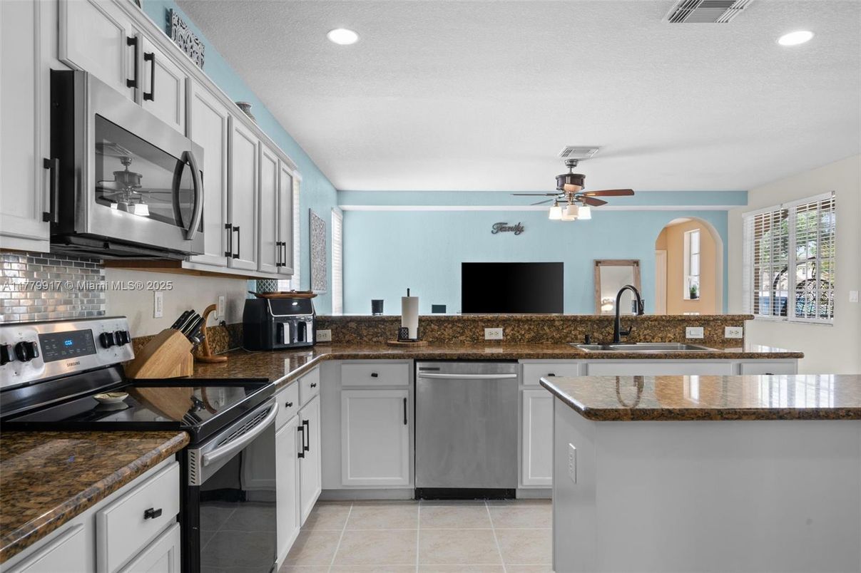 Interior, Kitchen, Recessed Lighting