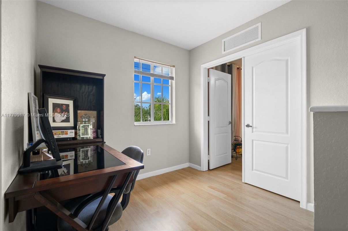 Home Office, Interior, Wood Texture Flooring