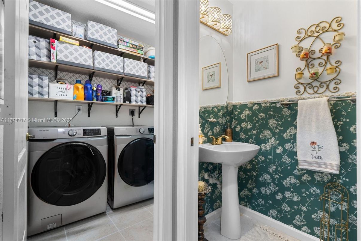 Bathroom, Interior, Washer