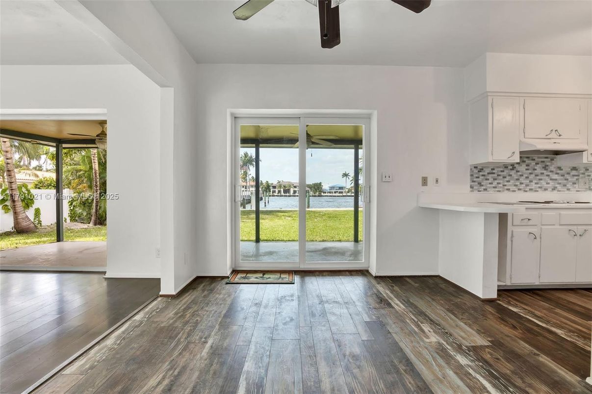 Interior, Kitchen, Water, Wood Texture Flooring