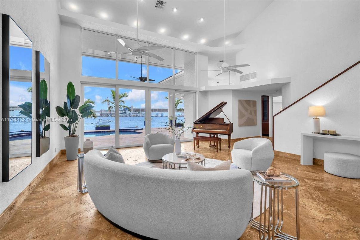 Interior, Living room, Piano, Recessed Lighting, Water