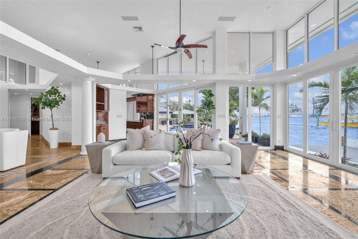 Interior, Living room, Recessed Lighting, Water