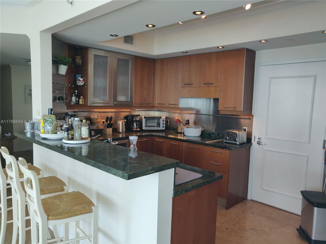 Interior, Kitchen, Recessed Lighting