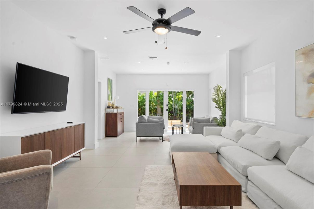 Interior, Living room, Recessed Lighting