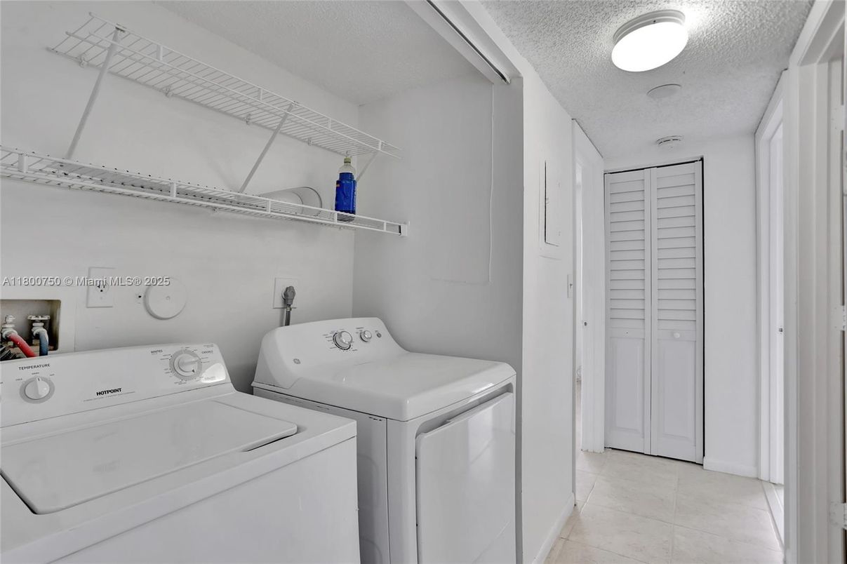 Interior, Utility Closets, Washer