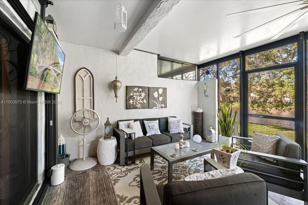 Interior, Living room, Sun Room, Wood Texture Flooring