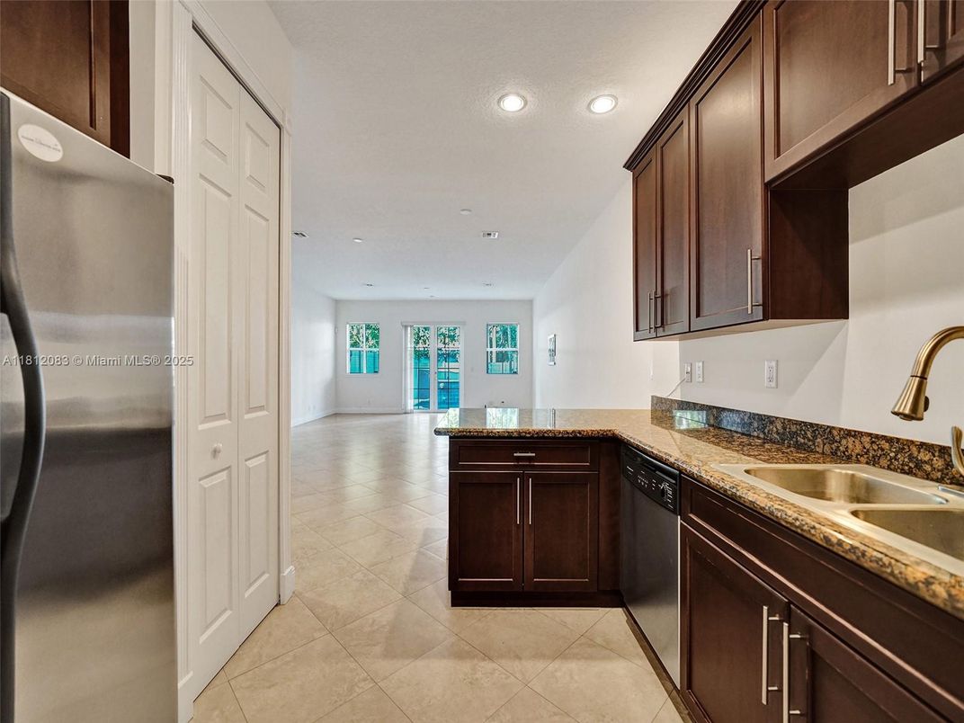 Interior, Kitchen, Recessed Lighting