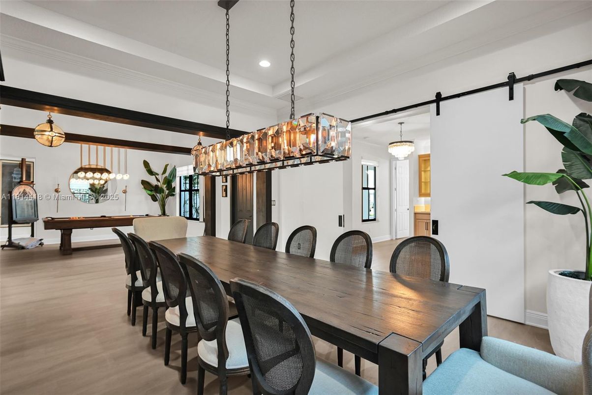 Chandelier, Dining room, Interior, Pendant Lights, Recessed Lighting, Wood Texture Flooring