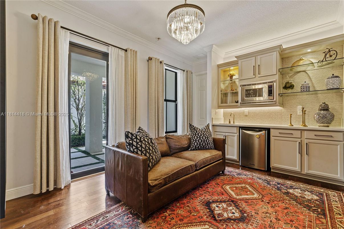 Chandelier, Interior, Wood Texture Flooring