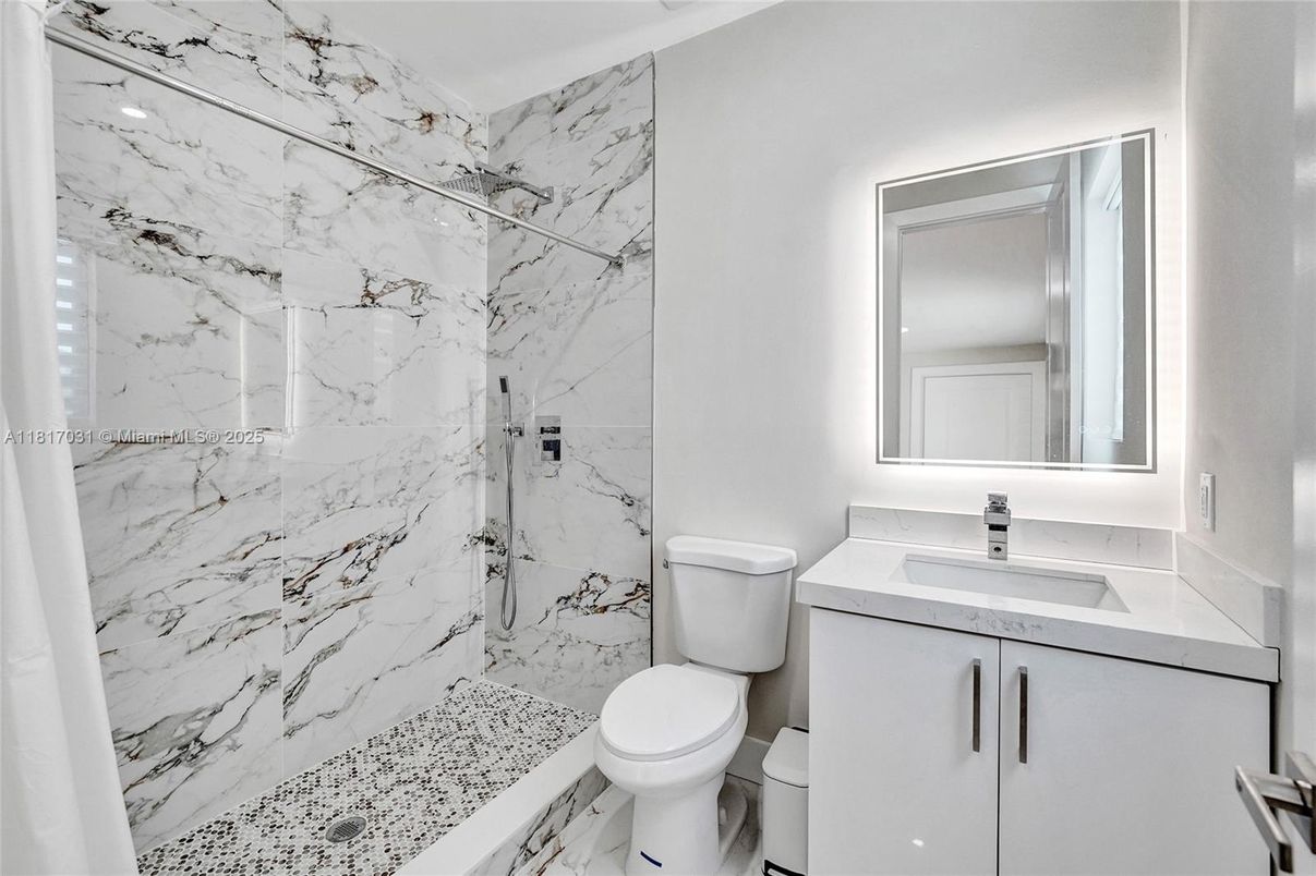Bathroom, Interior, Marble Walls