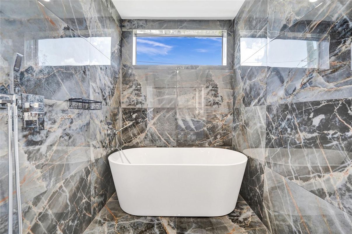 Bathroom, Free Standing Baths, Interior, Marble Walls
