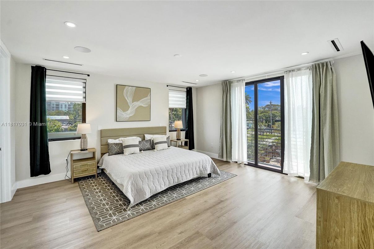 Bedroom, Interior, Recessed Lighting, Wood Texture Flooring