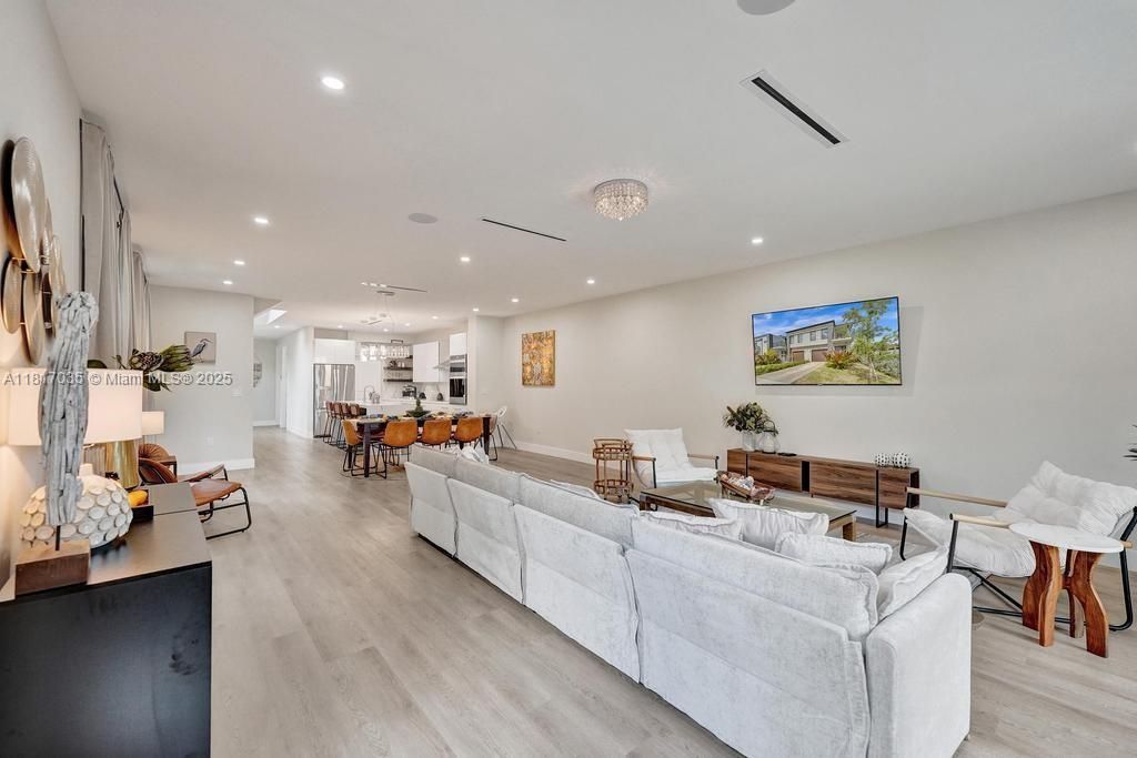 Dining room, Interior, Kitchen, Living room, Recessed Lighting, Wood Texture Flooring