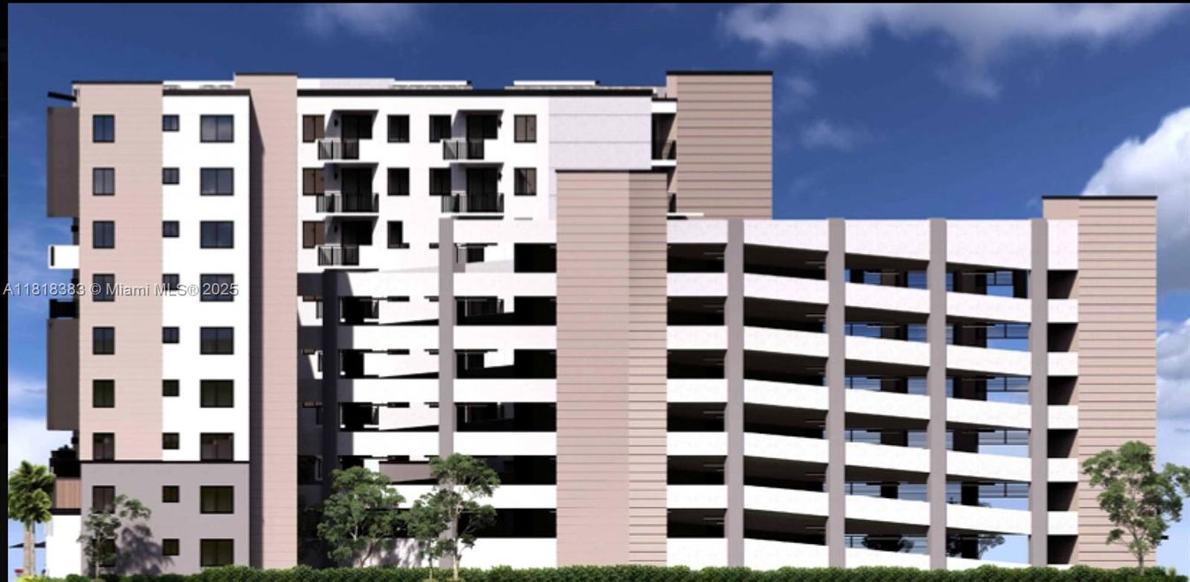 Exterior, Facade, Highrise