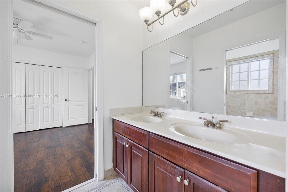 Bathroom, Dual Sink Vanities, Interior, Wood Texture Flooring