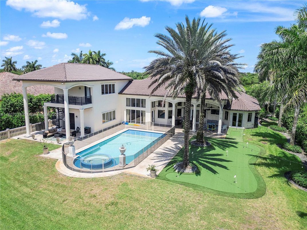 Backyard, Exterior, Pool