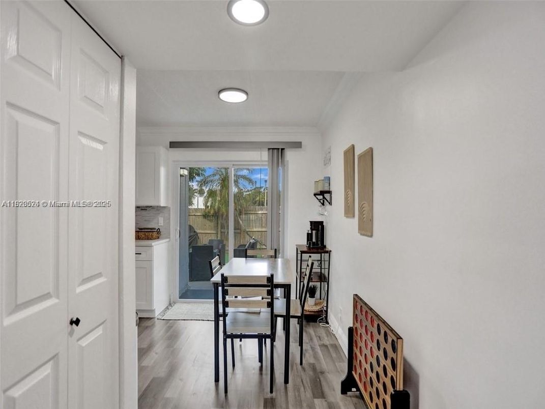Dining room, Interior, Recessed Lighting, Wood Texture Flooring
