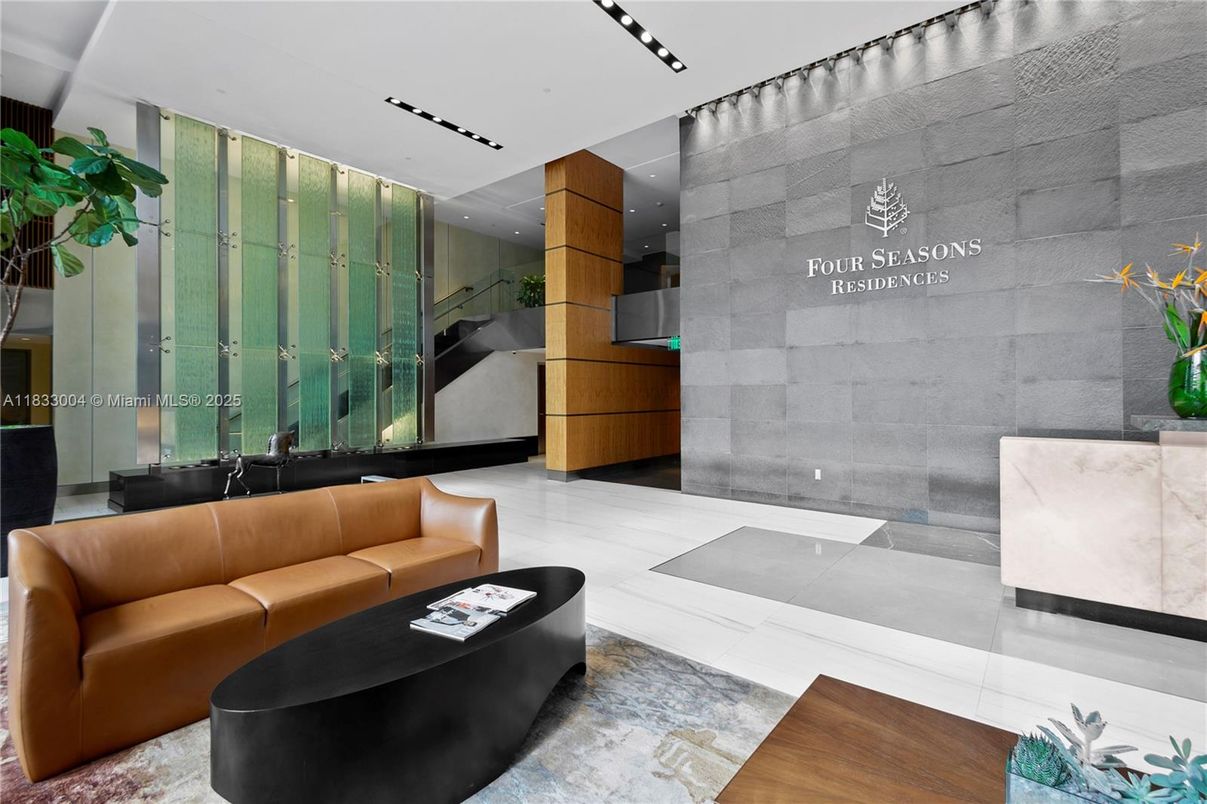 Interior, Living room, Recessed Lighting, Stone Walls