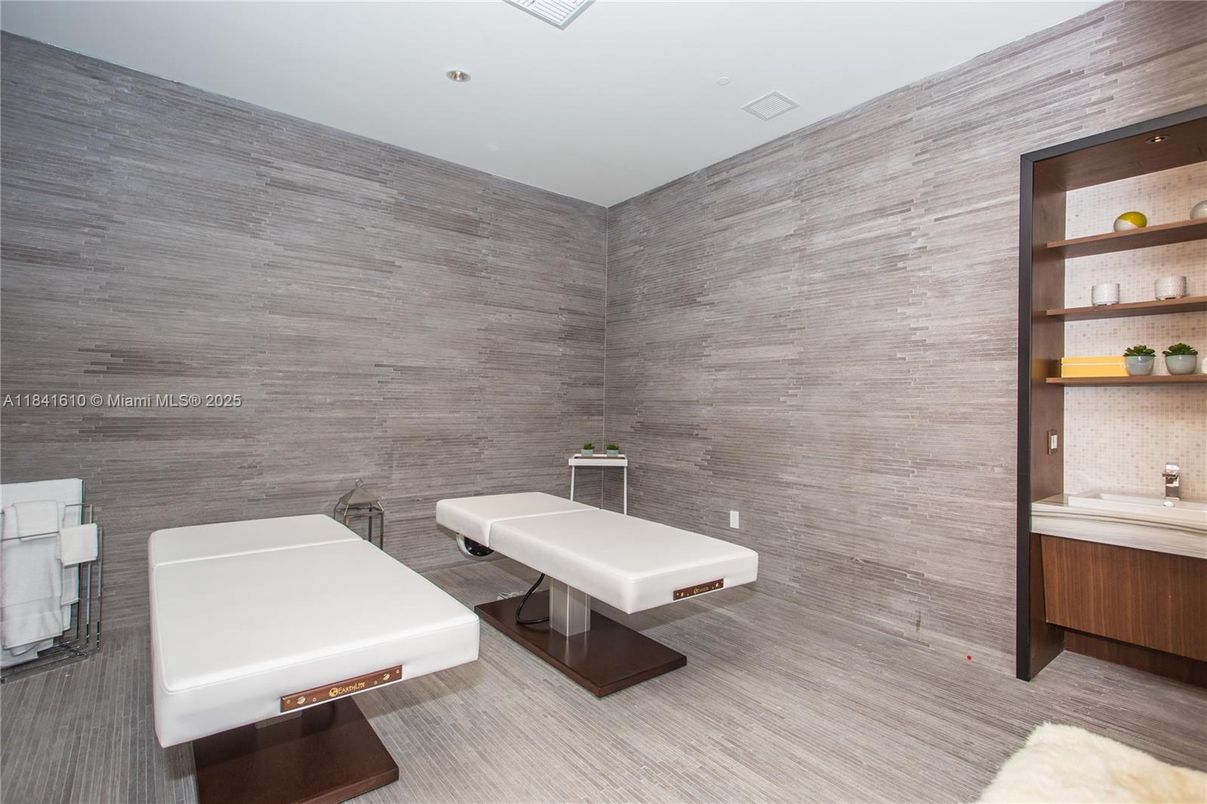 Interior, Recessed Lighting, Wooden Walls