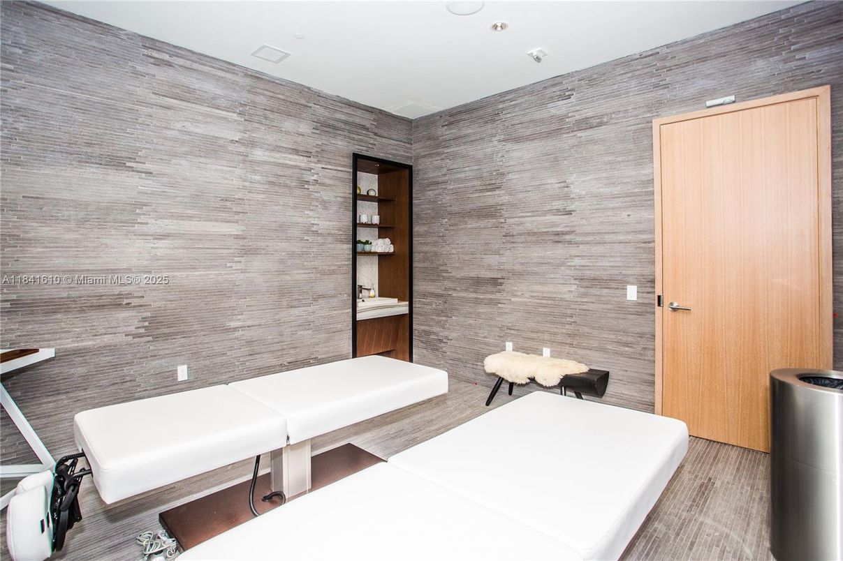 Interior, Recessed Lighting, Wooden Walls