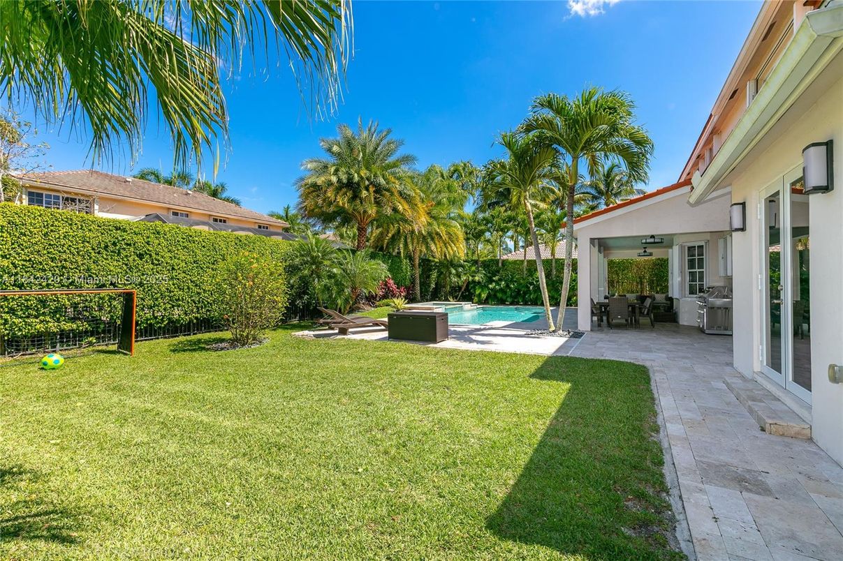 Backyard, Exterior, Pool