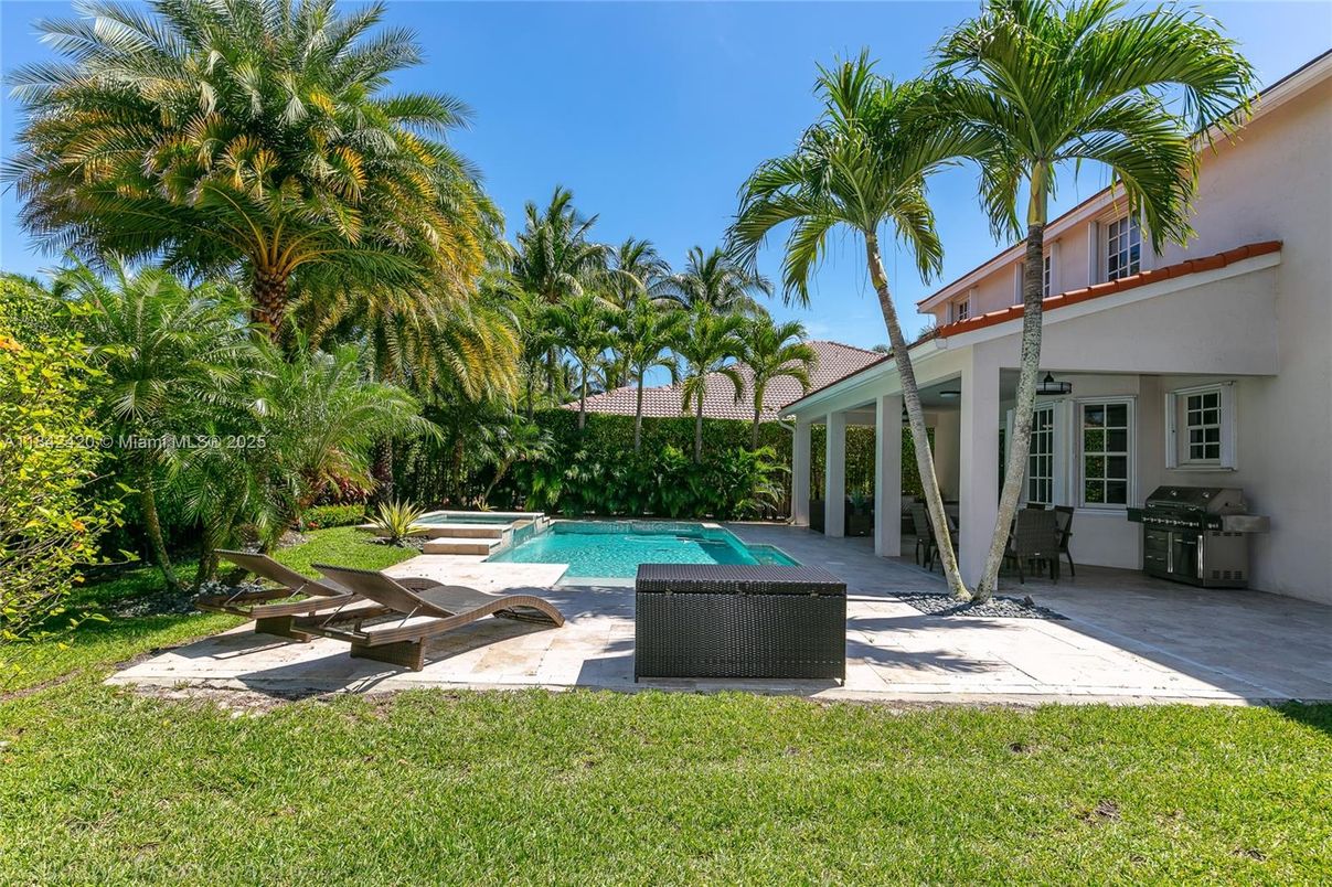 Backyard, Exterior, Pool