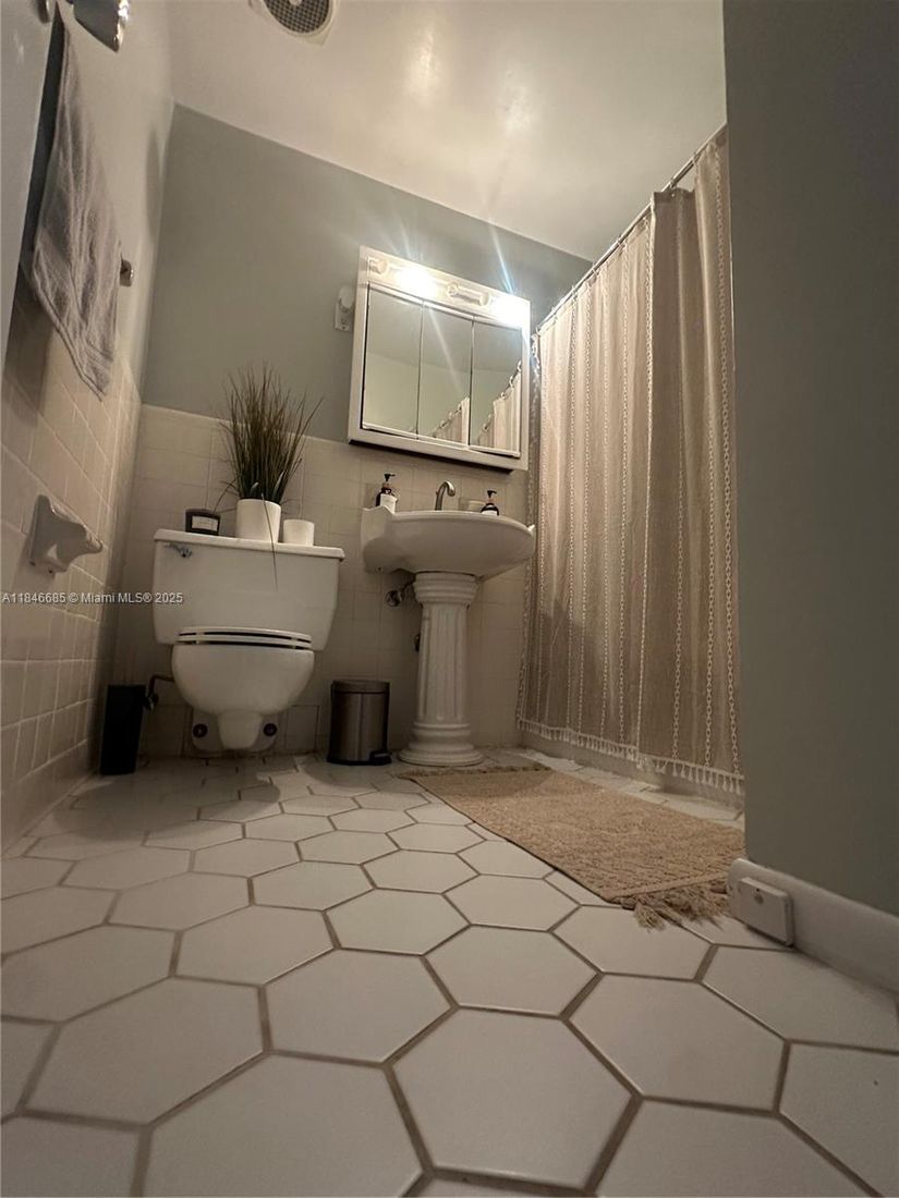 Bathroom, Interior