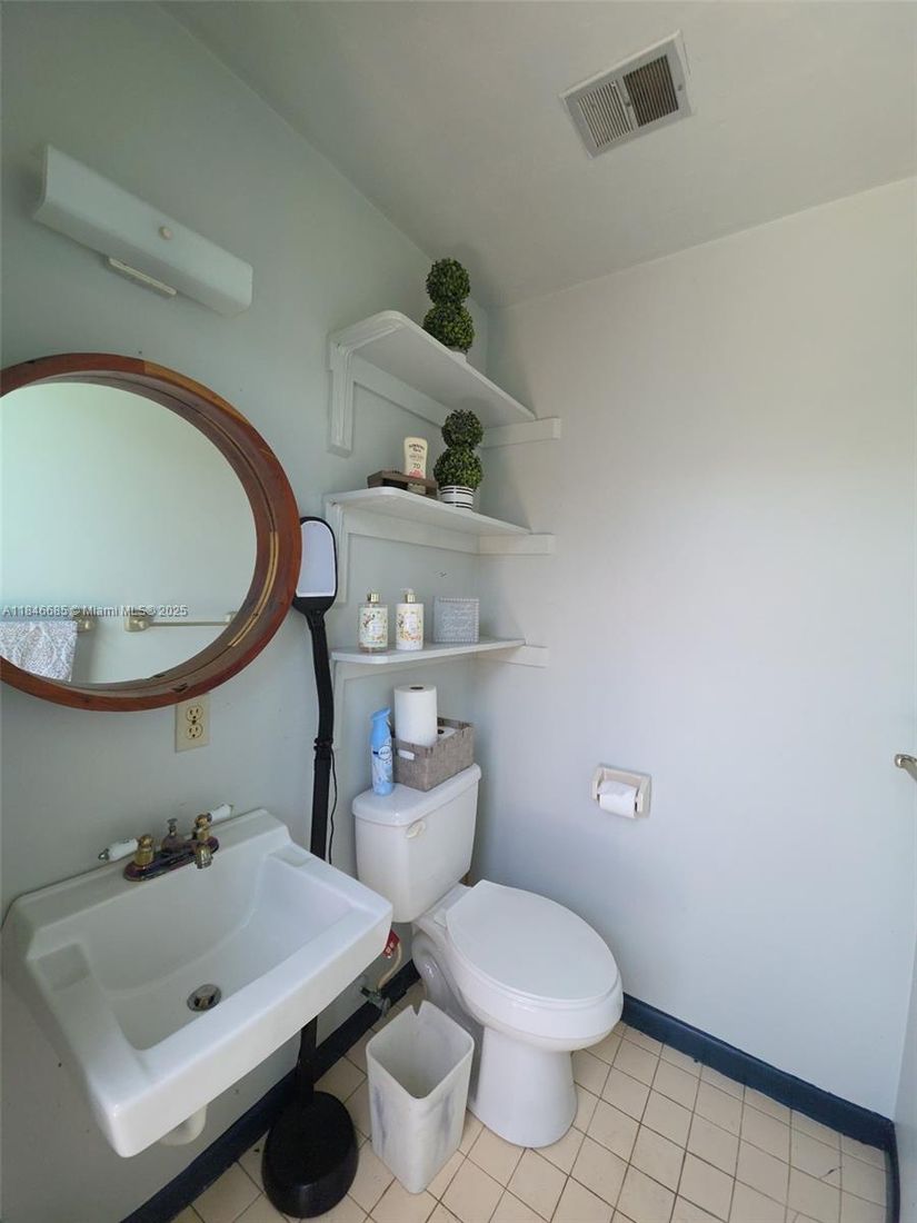 Bathroom, Interior