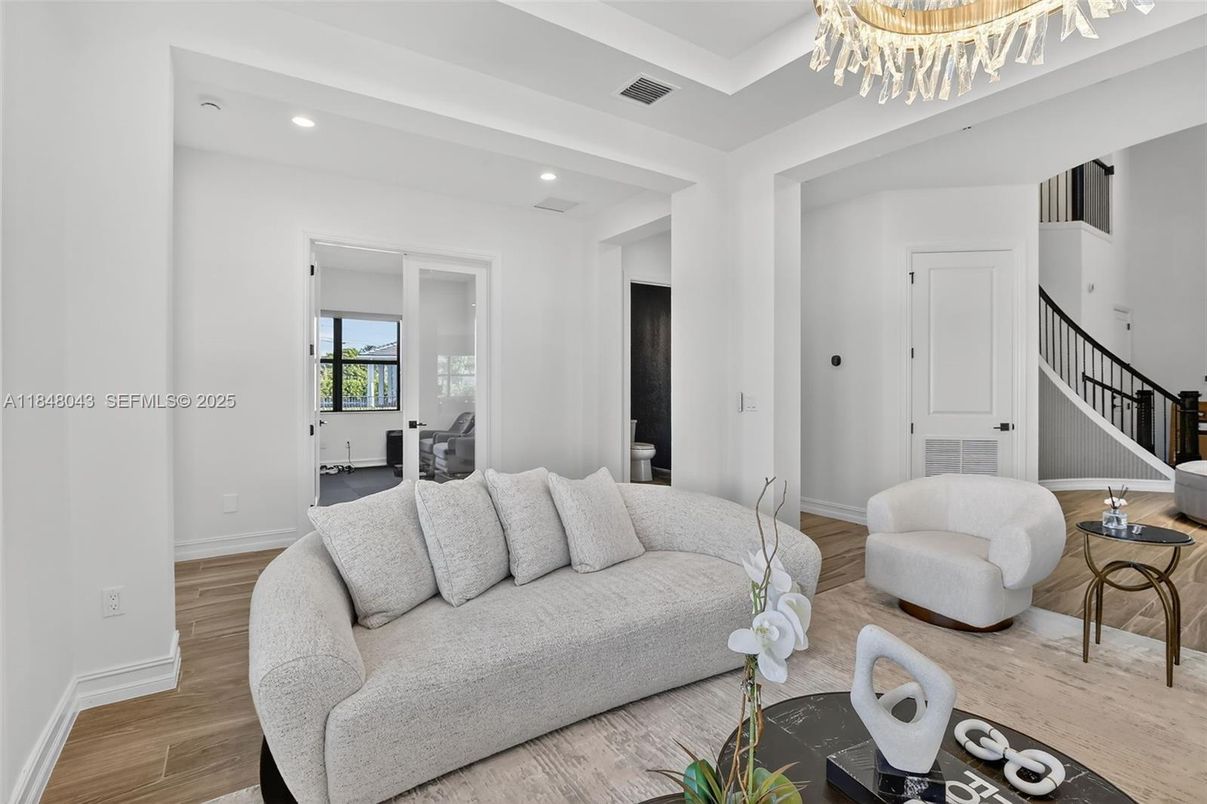 Chandelier, Interior, Living room, Recessed Lighting, Wood Texture Flooring