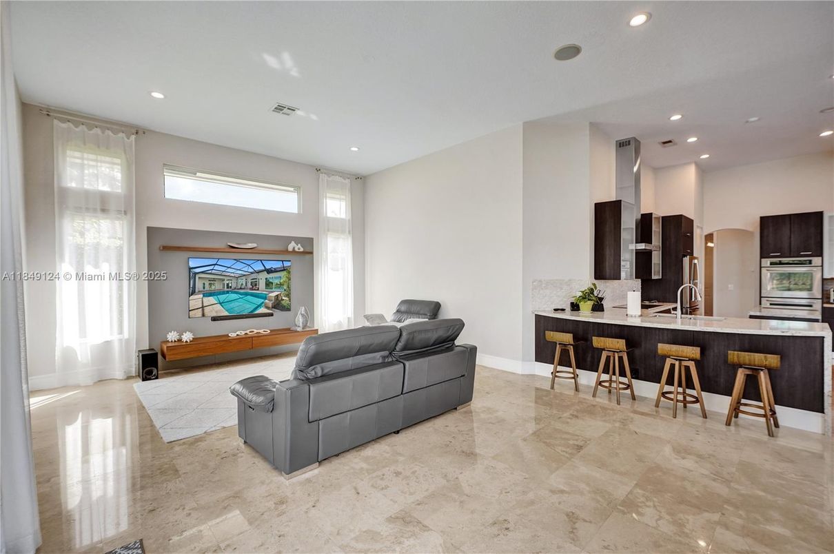 Interior, Kitchen, Living room, Recessed Lighting