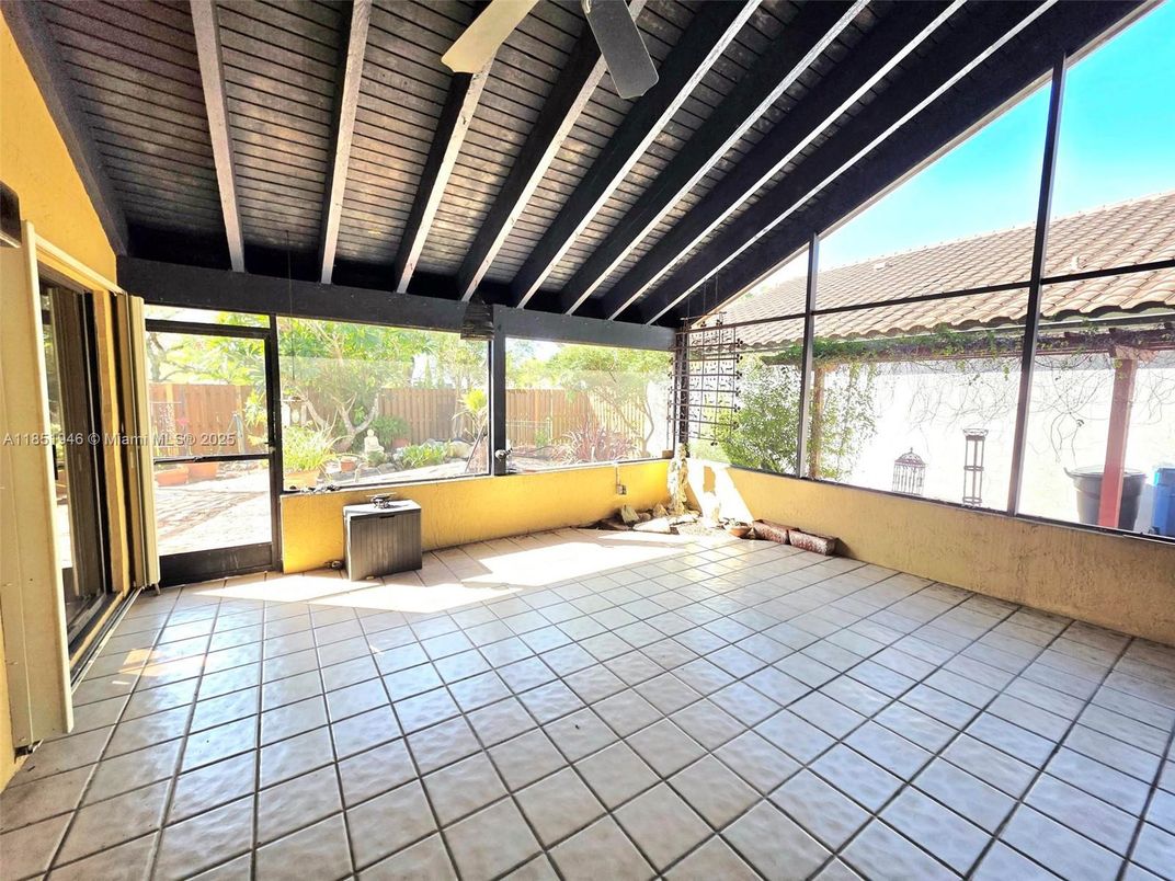 Interior, Sun Room, Wooden Ceilings