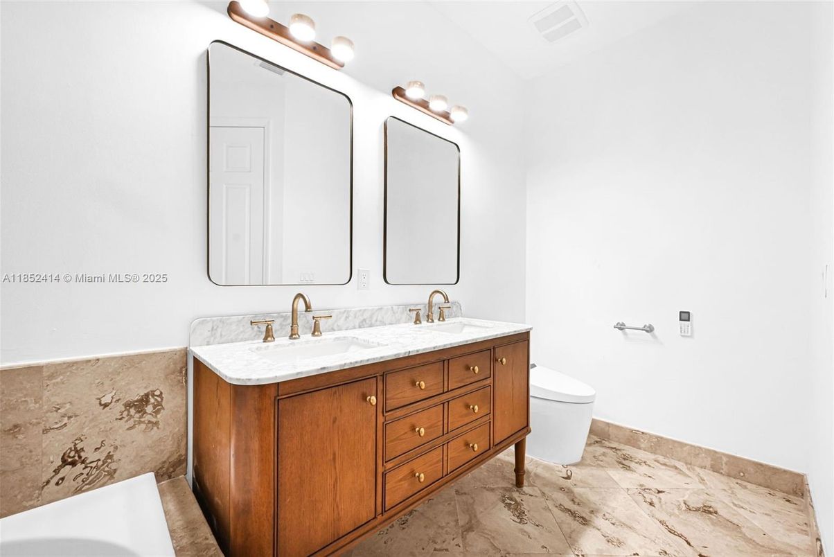 Bathroom, Dual Sink Vanities, Interior, Marble