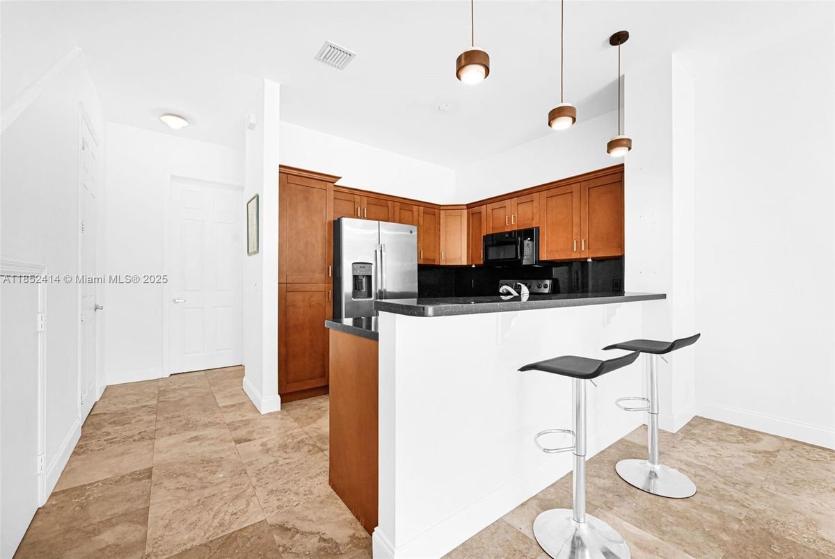 Interior, Kitchen, Pendant Lights, Stainless Steel Appliances