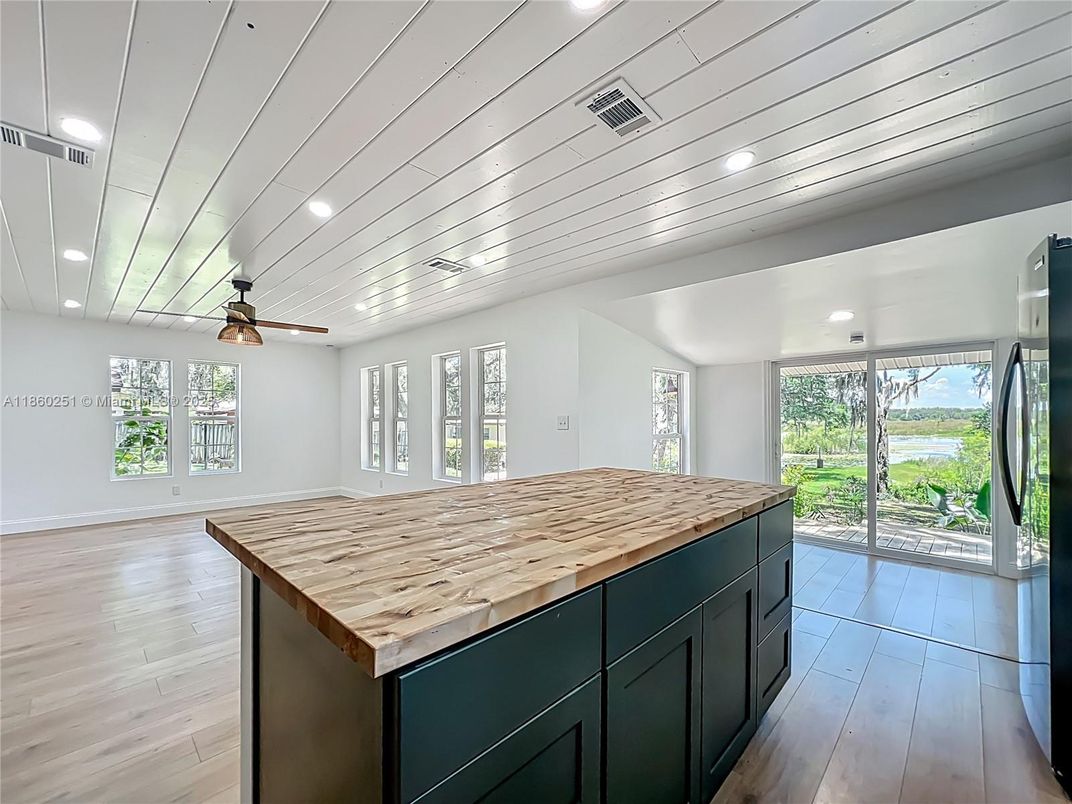 Empty room, Interior, Kitchen, Recessed Lighting, Wood Texture Flooring