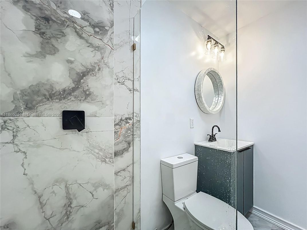 Bathroom, Interior, Marble Walls