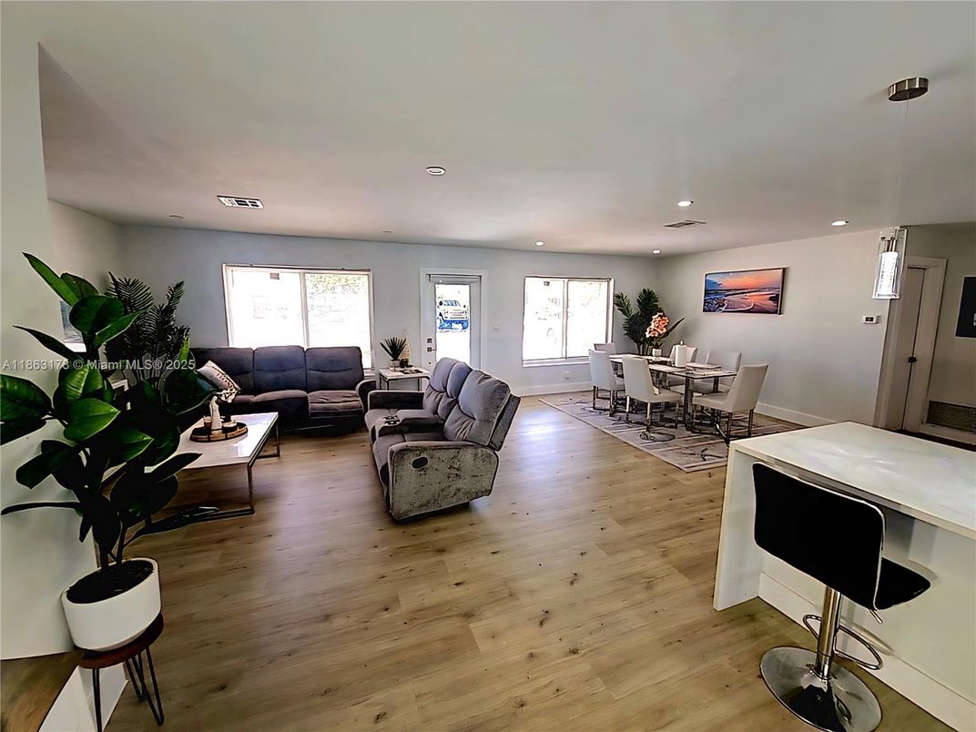 Dining room, Interior, Living room, Recessed Lighting, Wood Texture Flooring