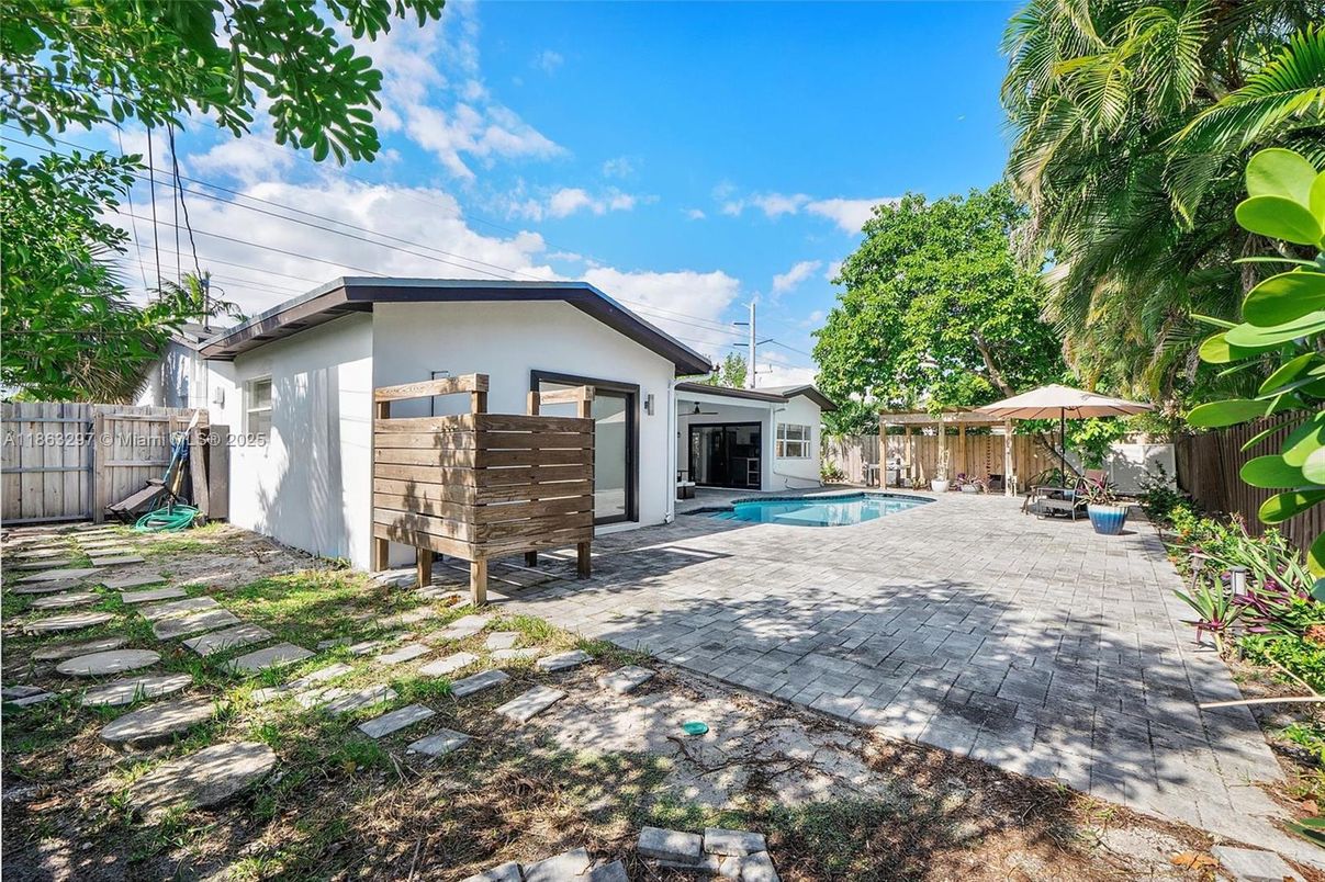 Backyard, Exterior, Pool