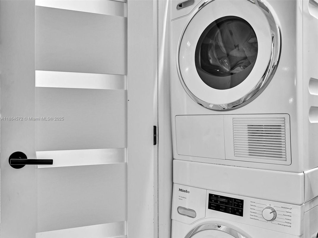 Interior, Utility Closets, Washer