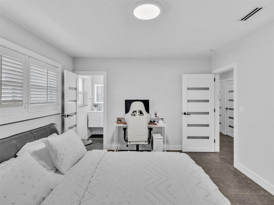 Bedroom, Home Office, Interior