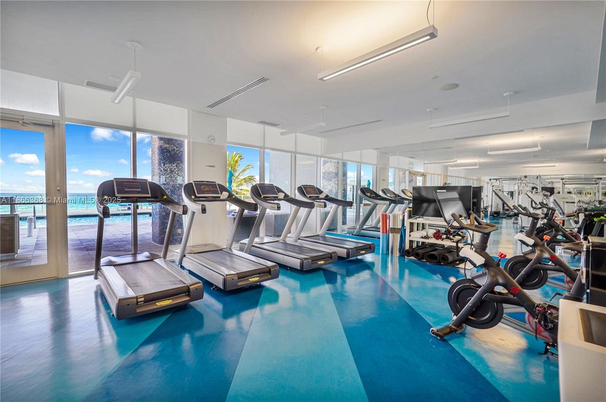 Fitness Equipment, Gym, Interior, Water