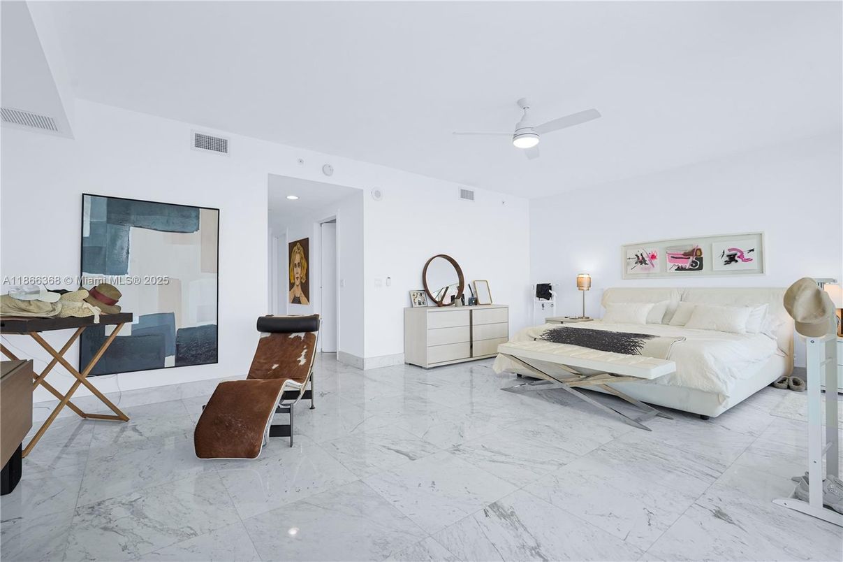 Bedroom, Interior, Marble, Recessed Lighting