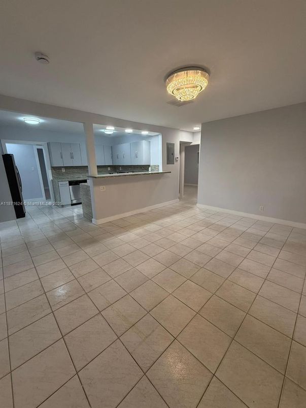 Chandelier, Empty room, Interior, Kitchen