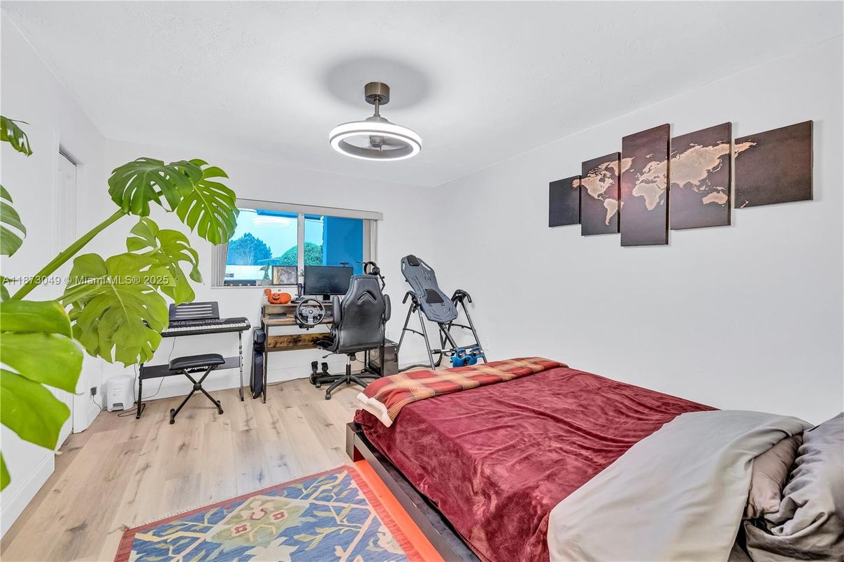 Bedroom, Home Office, Interior, Wood Texture Flooring