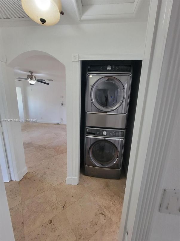 Interior, Utility Closets, Washer