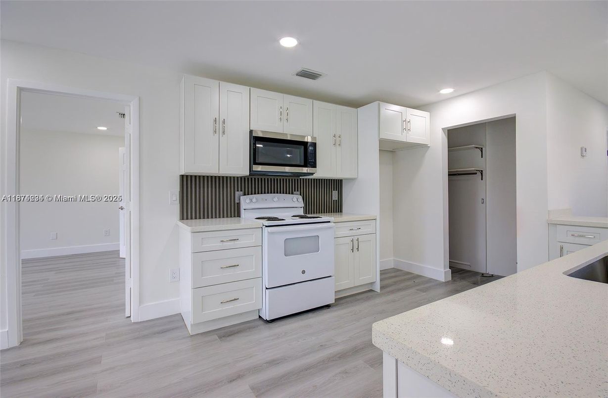 Interior, Kitchen, Recessed Lighting, Wood Texture Flooring
